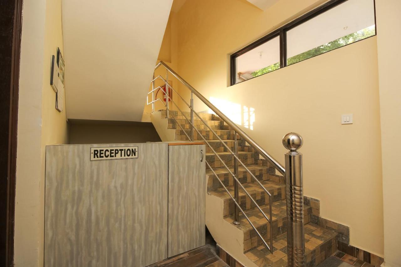 דרמסאלה Oyo 39391 Jk Guest House מראה חיצוני תמונה